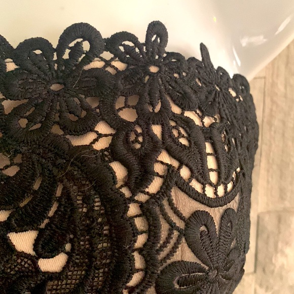 Lace strapless dress. Size small🟢 - Picture 3 of 11